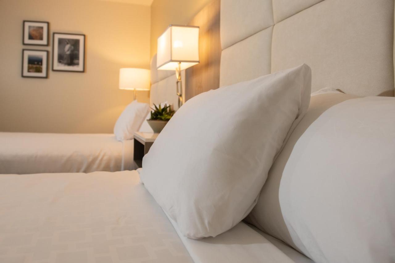 גלוב Apache Gold Resort Hotel & Casino מראה חיצוני תמונה